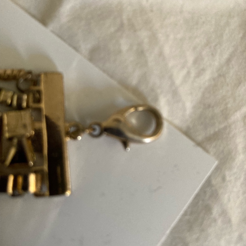 Necklace - Picture 4 of 5